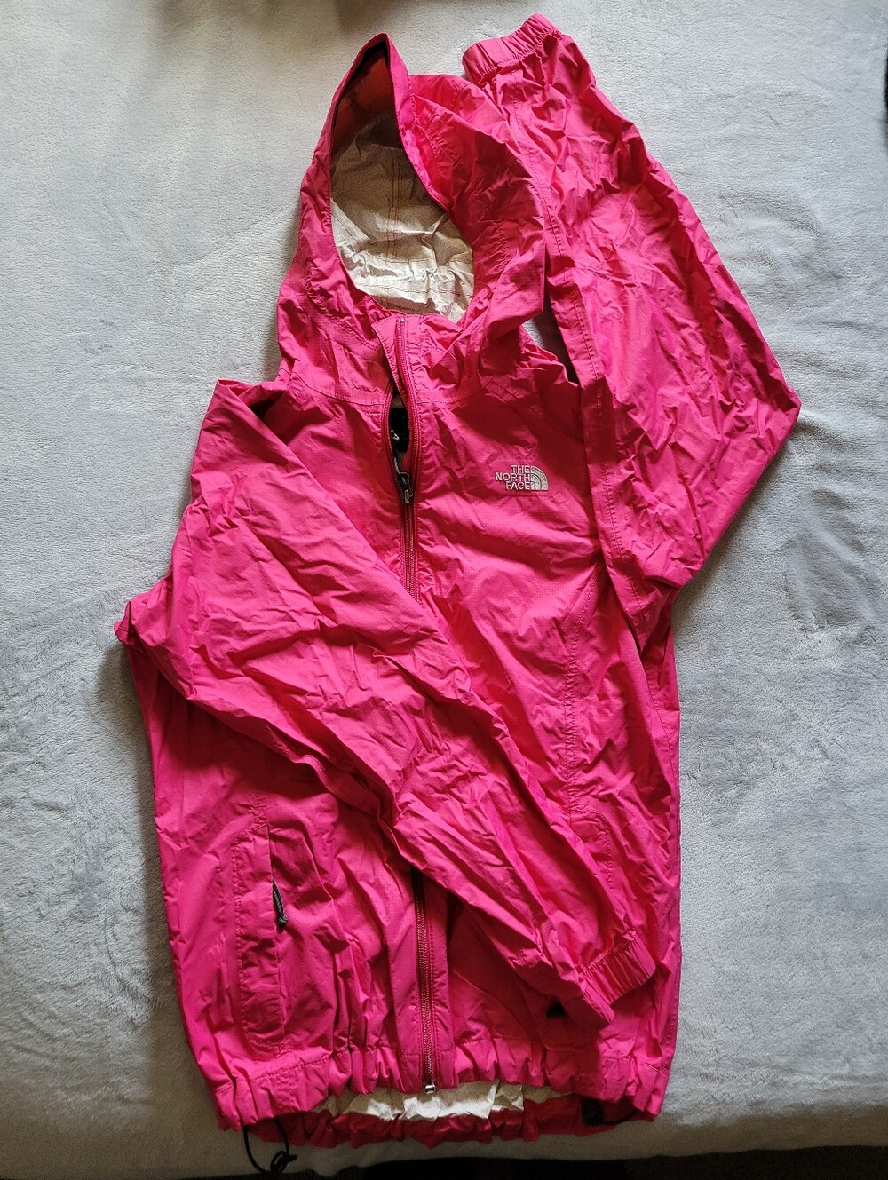 The North Face | Women's Pink Waterproof Hooded  Wind Breaker